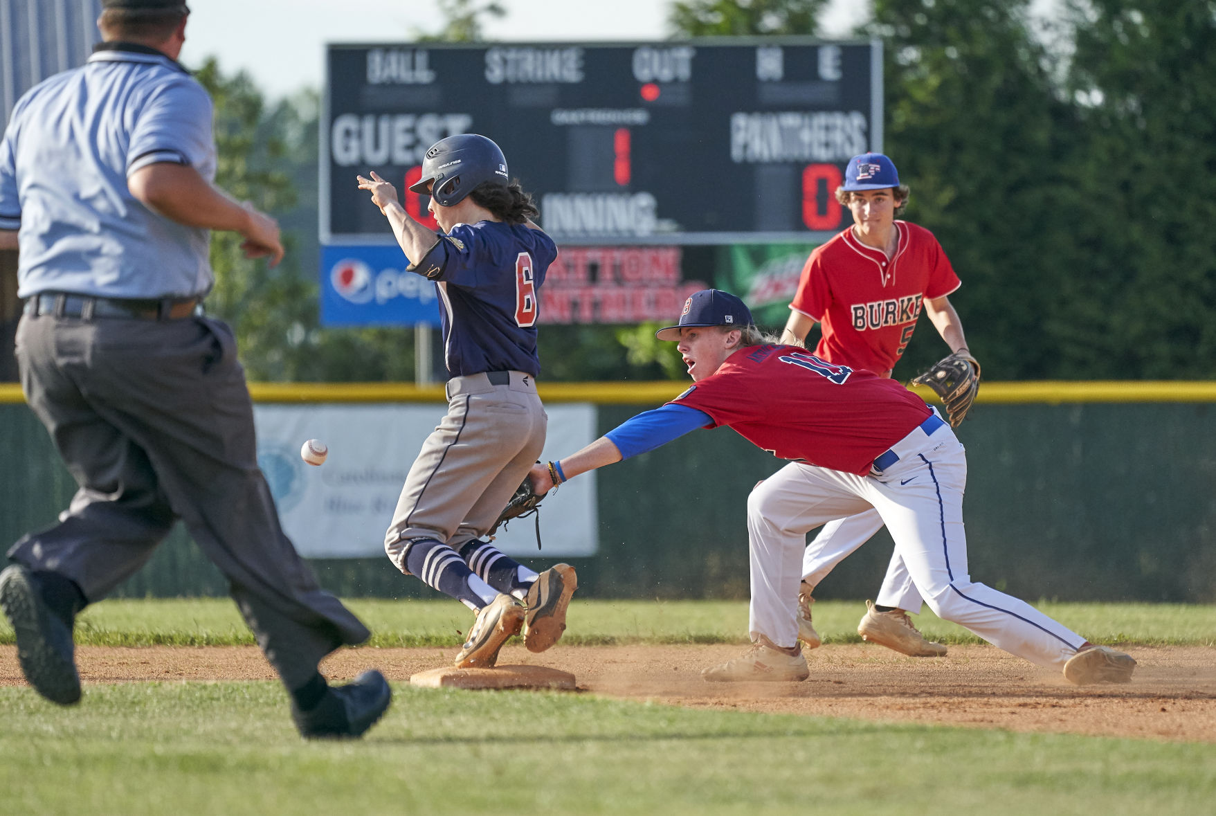 JR Legion 0523 3.jpg